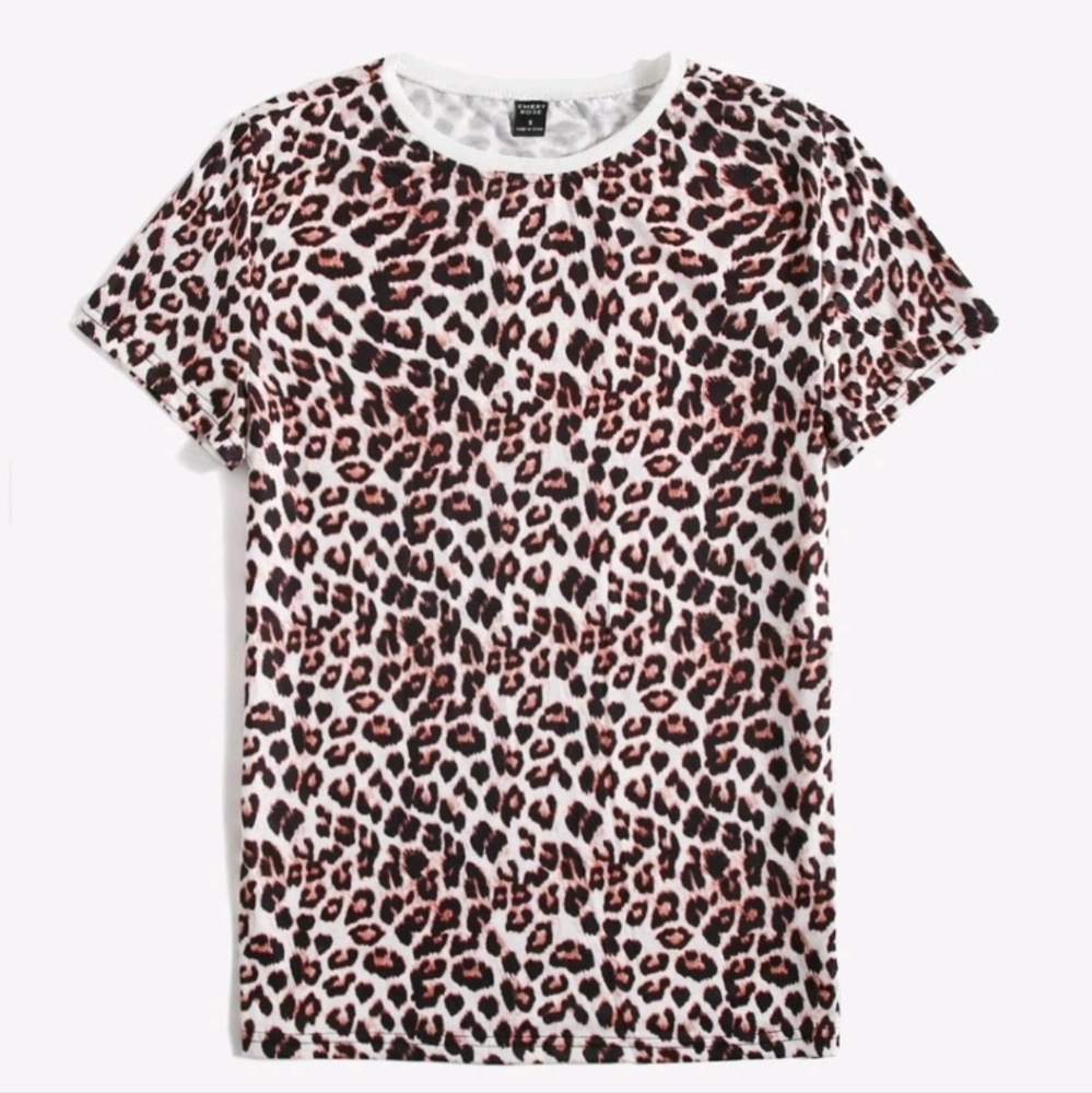 Animal print tee 🐆
